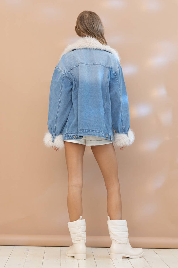 Fur Collar Cuff Over sized Washed Denim Jacket